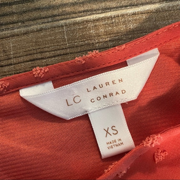 LC LAUREN CONRAD Coral Blouse 3/4 Sleeve Ruffle Sleeve Size Extra Small - Picture 8 of 9